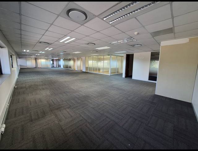 632M² OFFICE TO LET IN WOODMEAD